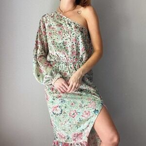 Hemant & Nandita Green Velvet Floral One Shoulder Midi Dress
